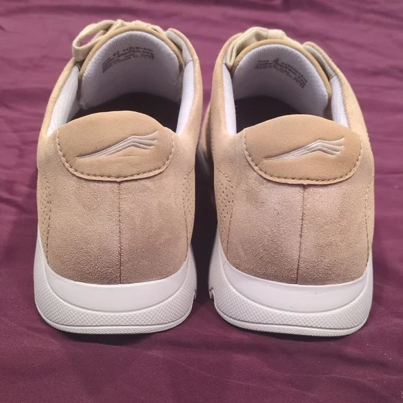Dansko Alissa Gold Print Leather Sneakers Women's size 42 Euro (11.5-12 US)